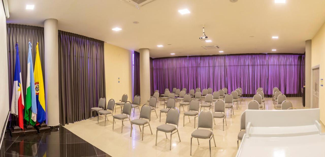 Hotel Florida Sinu Монтерія Екстер'єр фото