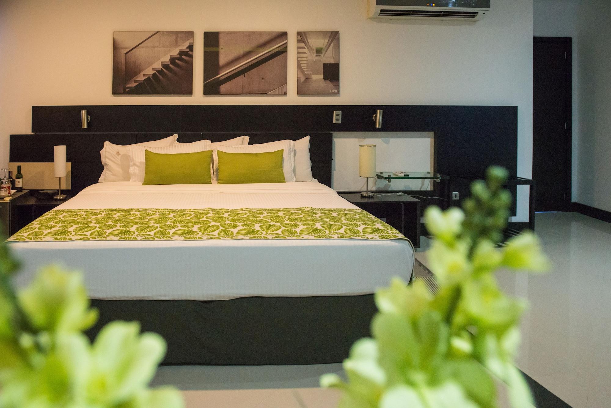 Hotel Florida Sinu Монтерія Екстер'єр фото