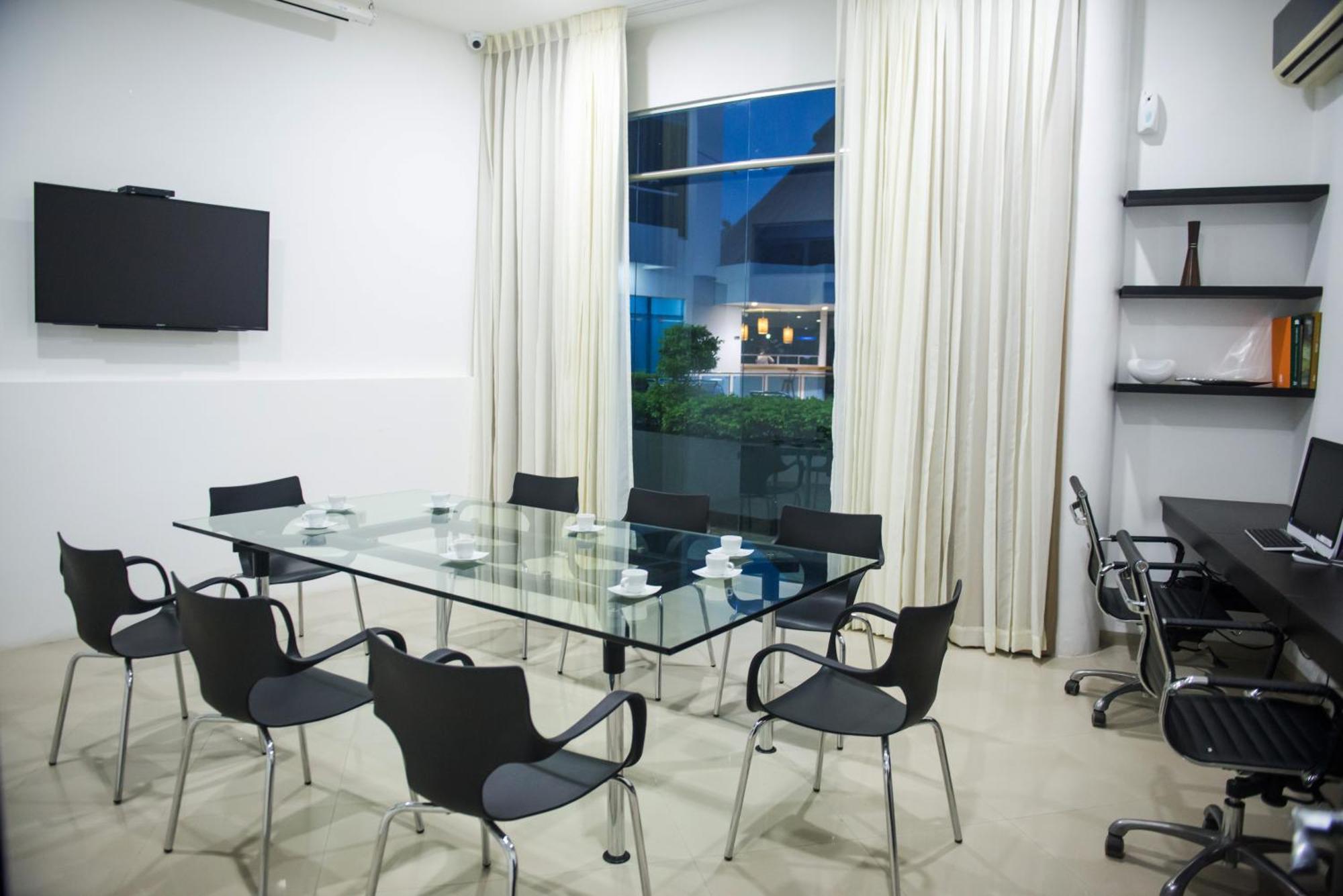 Hotel Florida Sinu Монтерія Екстер'єр фото